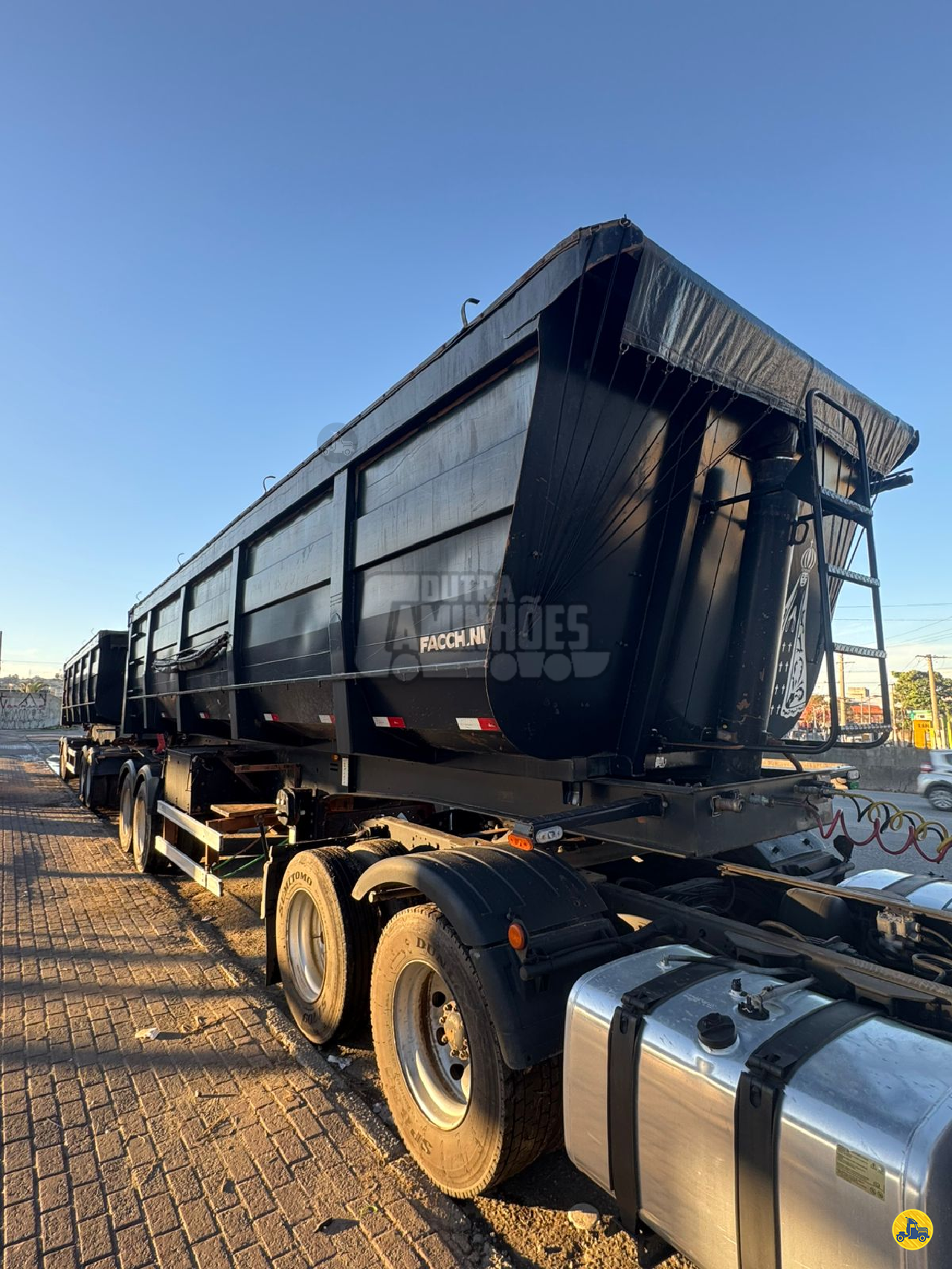 CARRETA BITREM 9 EIXOS BASCULANTE Dutra Caminhões SAO PAULO SÃO PAULO SP